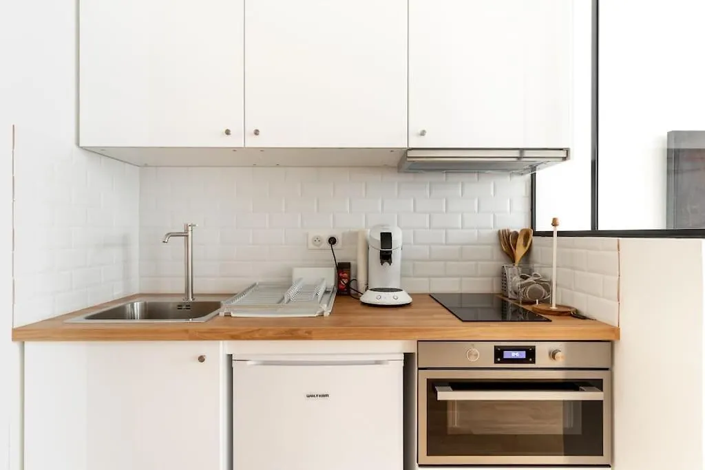 Trocadero/Victor Hugo : Luxury Apartment 1Br-4P Paris France
